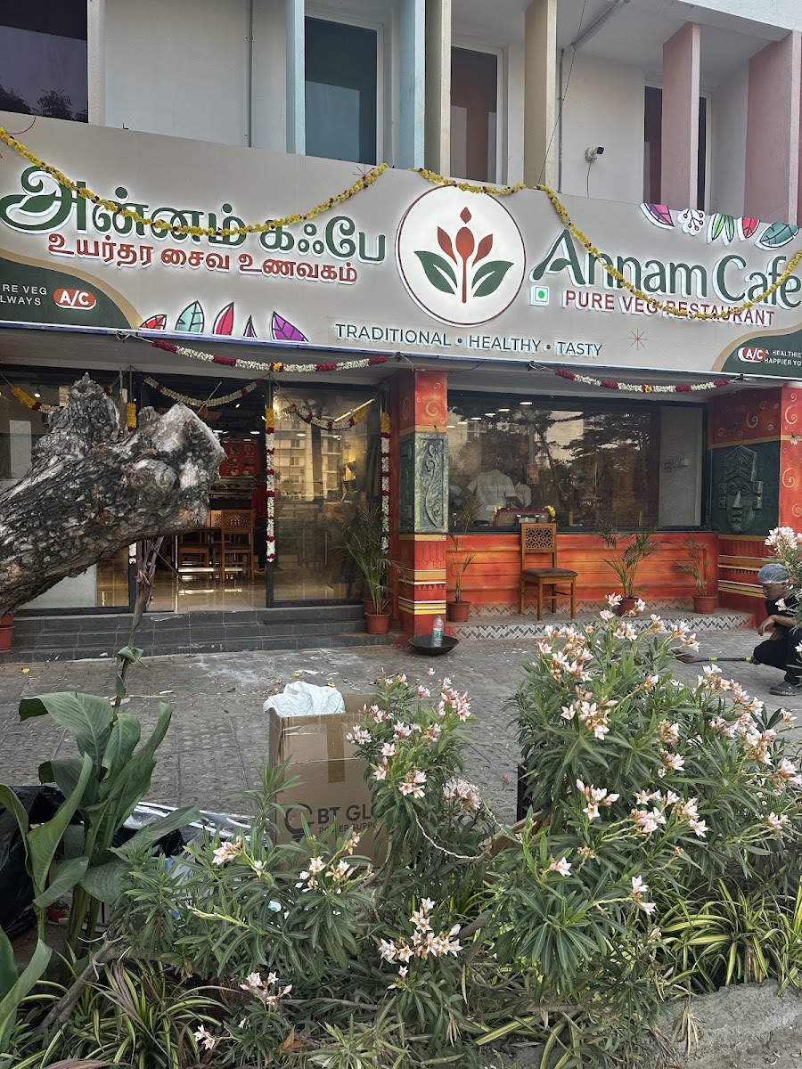 Annam Cafe Restaurant Storefront Exterior